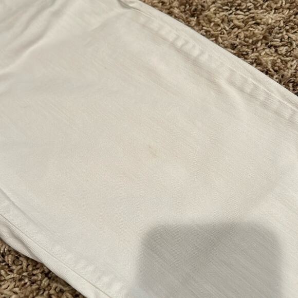 🔥🔥FIRE SALE🔥🔥 NYDJ white ankle jeans - Picture 5 of 9